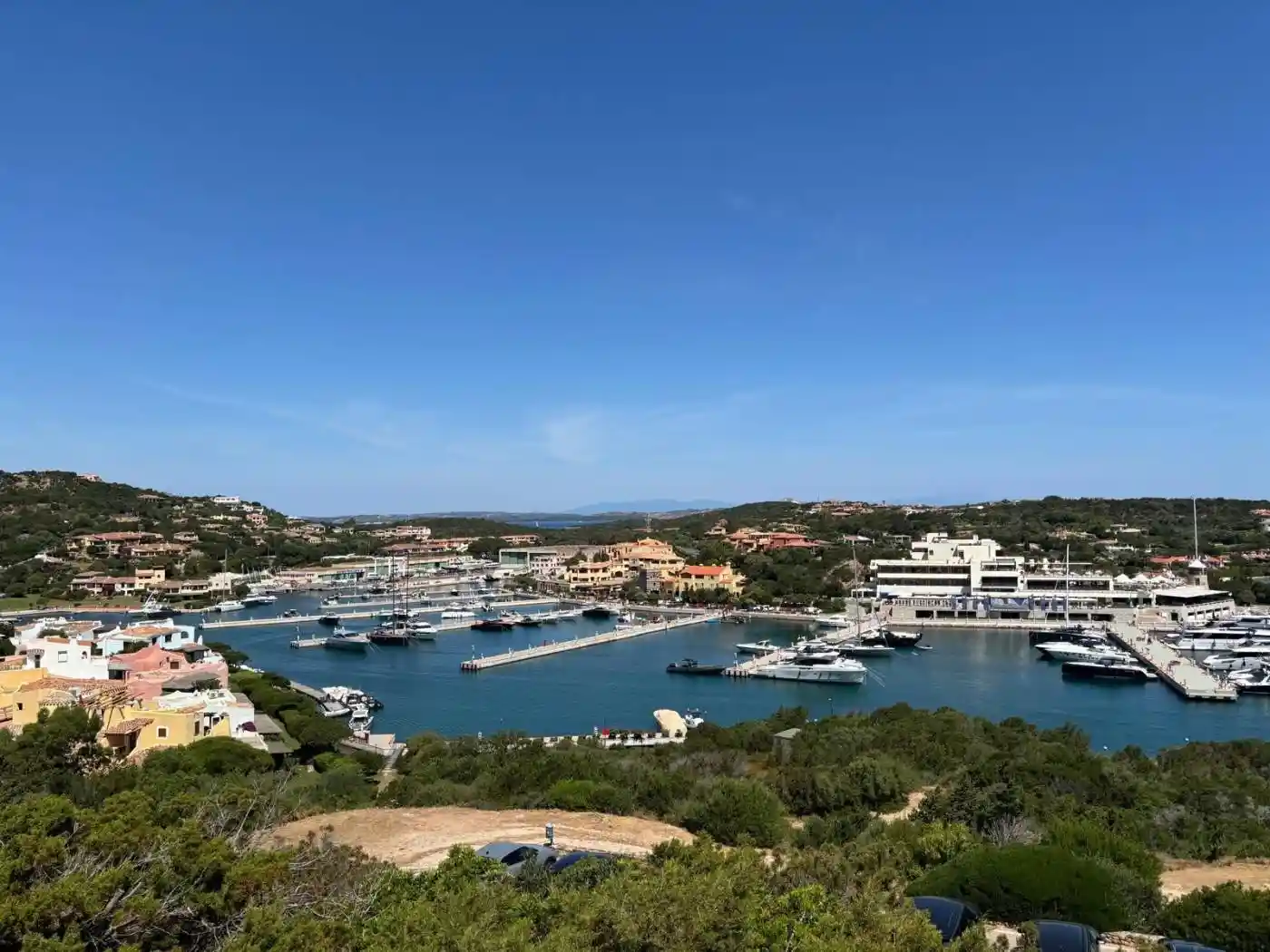 Appartamento in vendita a Arzachena