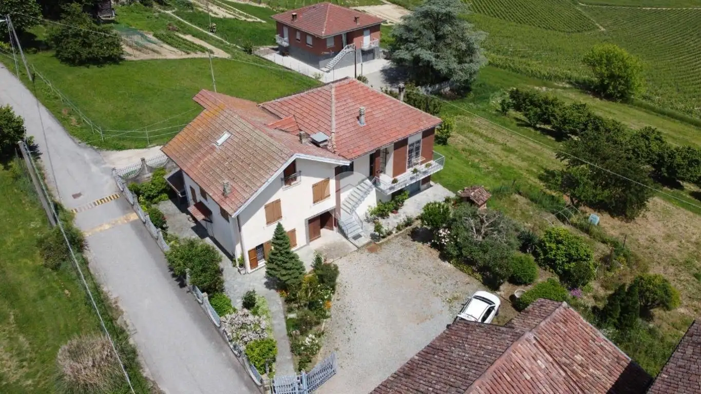 Villa bifamiliare regione San Rocco 108, San Rocco, Agliano Terme - foto 2