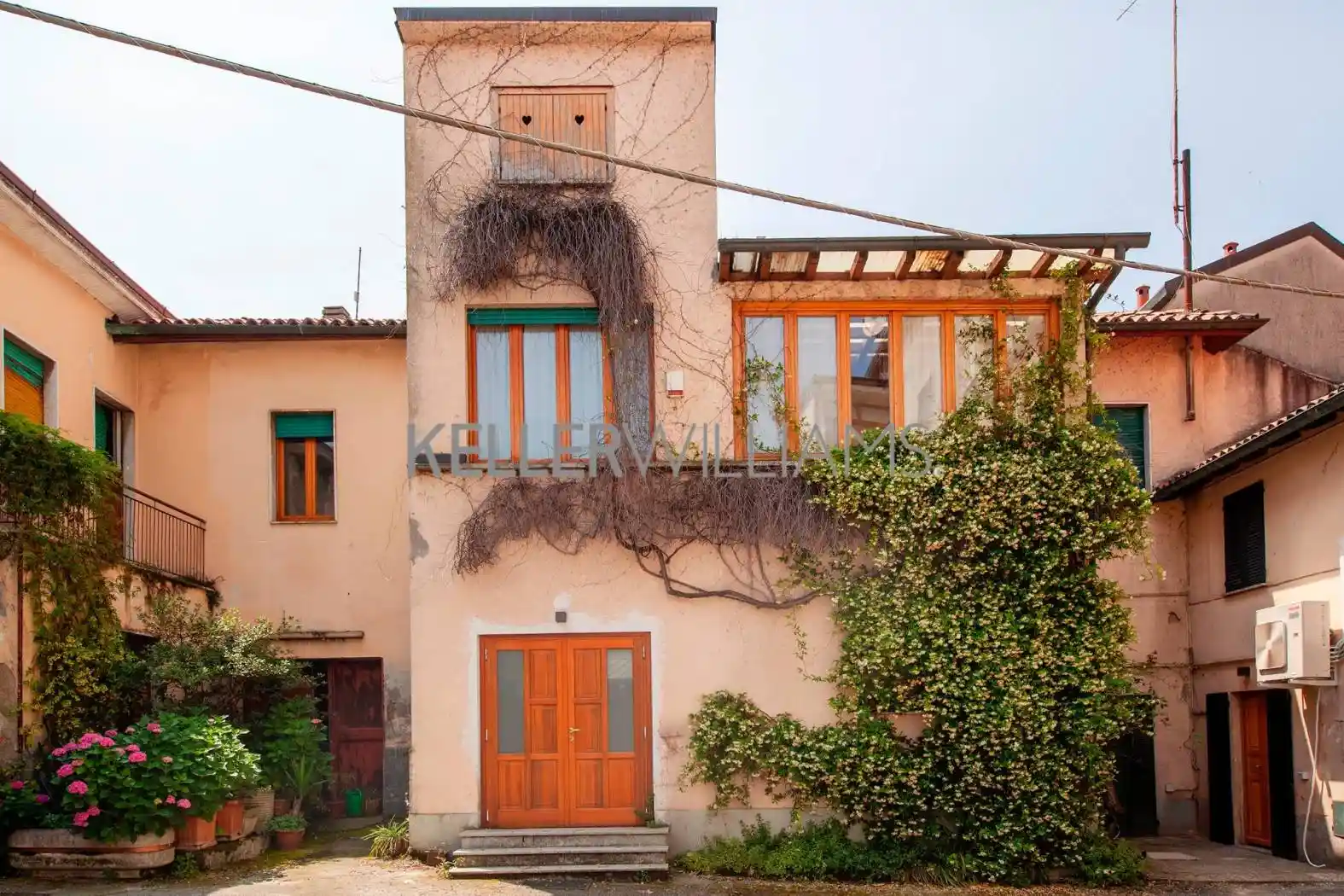 Palazzo - Edificio in vendita a Monza