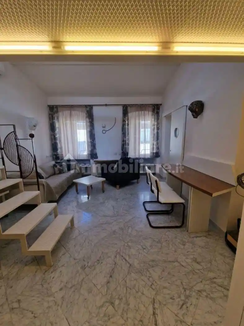 Trilocale piazza Calandrini, Centro, Sarzana - foto 4