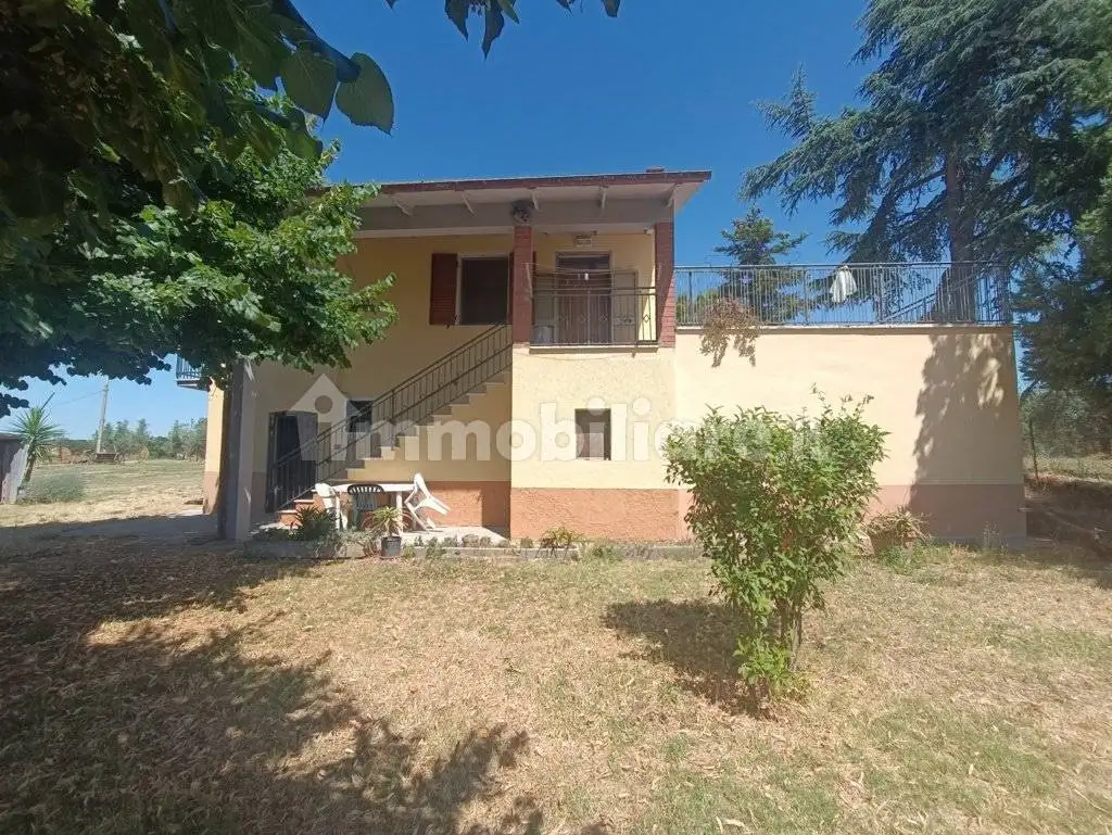 Casa indipendente in vendita a Castiglione del Lago