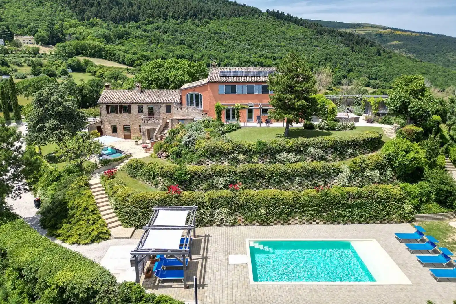 Rustico - Casale in vendita a Treia