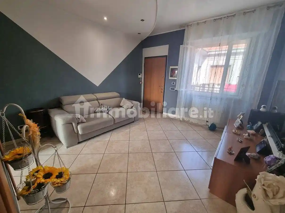 Appartamento in vendita a Limbiate