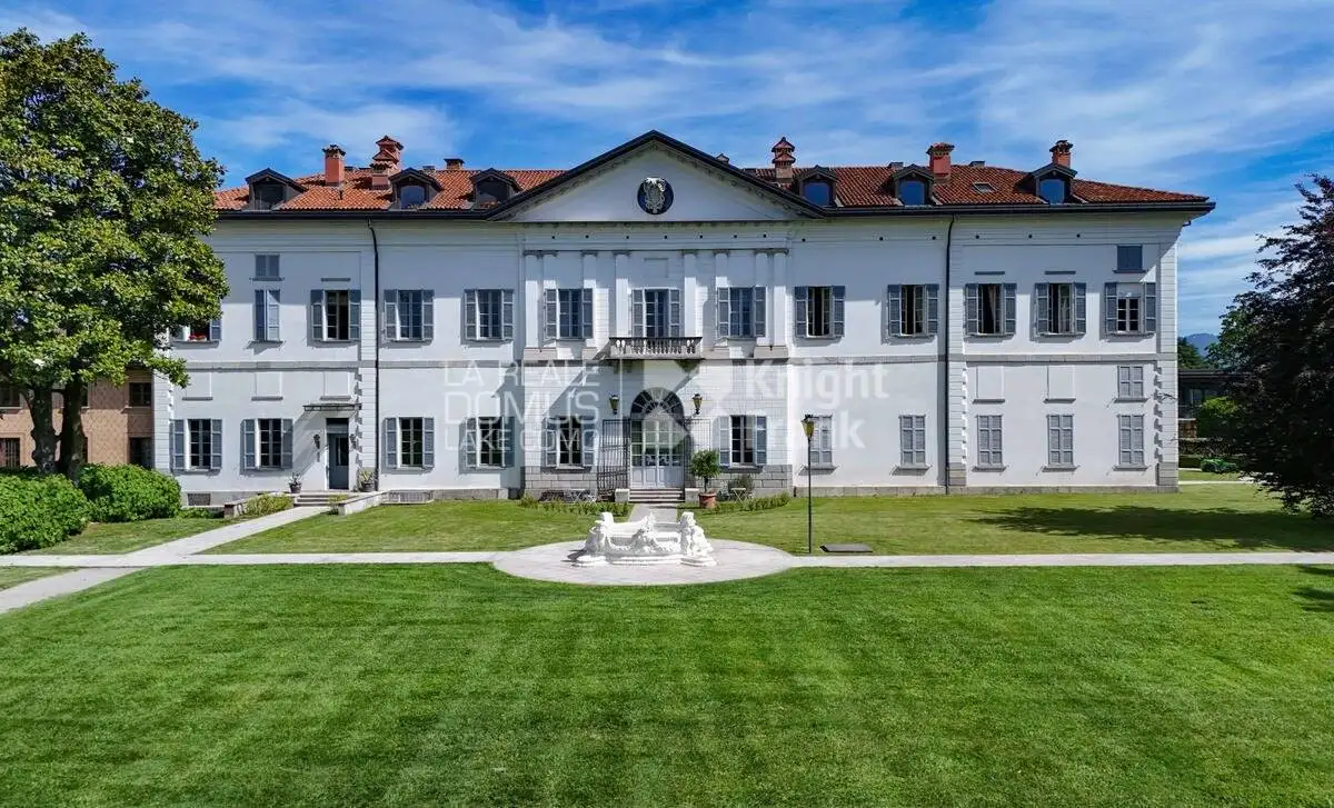 Appartamento in affitto a Fino Mornasco