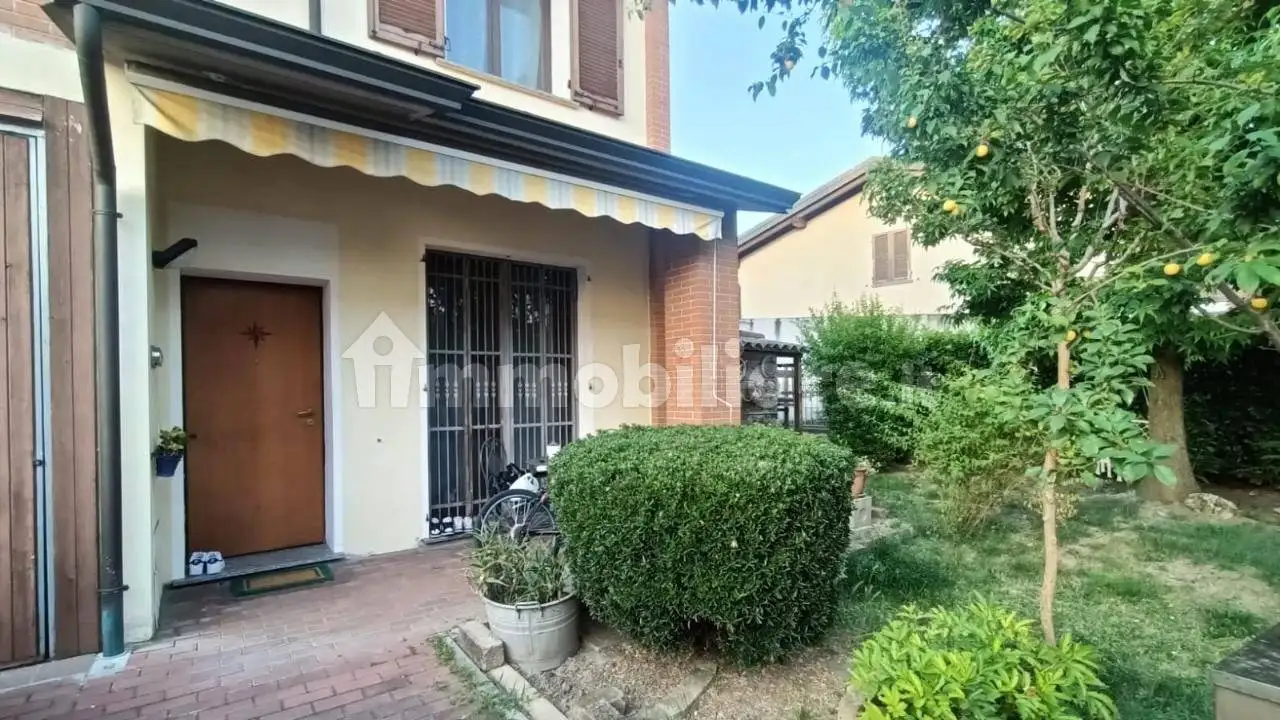 Villetta a schiera in vendita a Gerre de' Caprioli