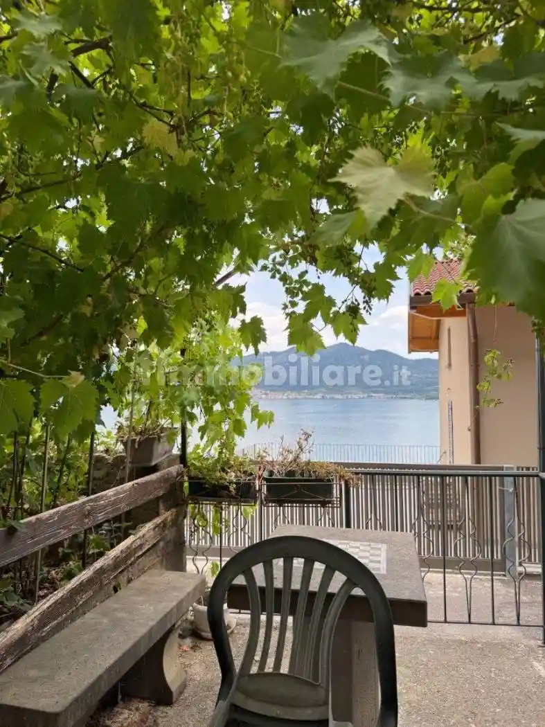 Casa indipendente in vendita a Predore