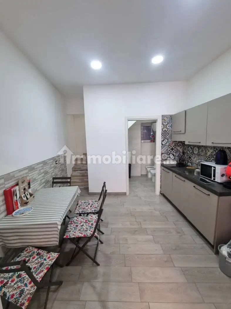 Appartamento in vendita a Napoli