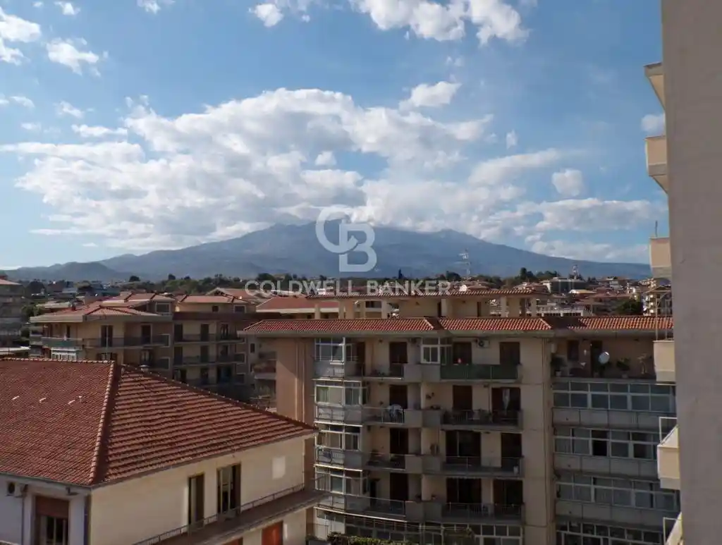 Appartamento in vendita a Acireale