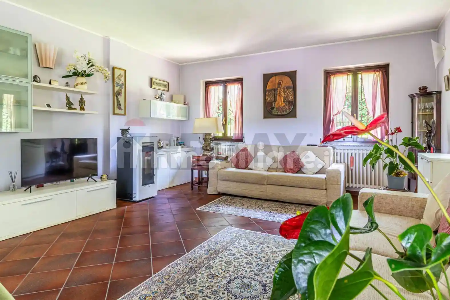 Villa in vendita a Oleggio Castello