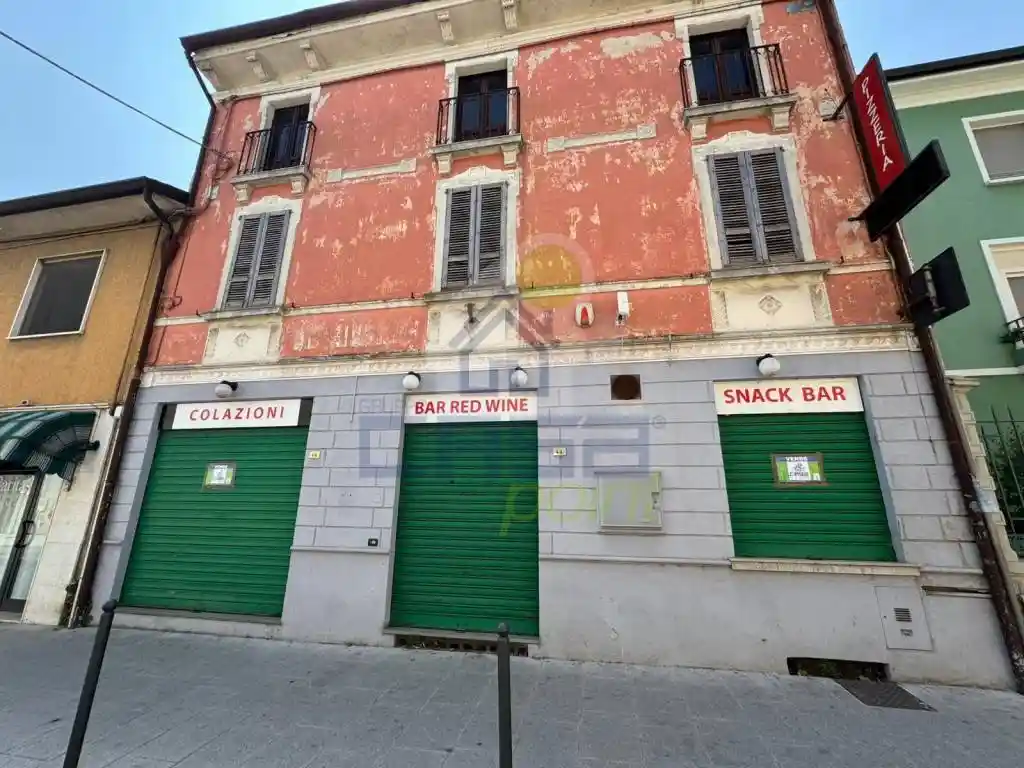 Palazzo - Edificio in vendita a Leno