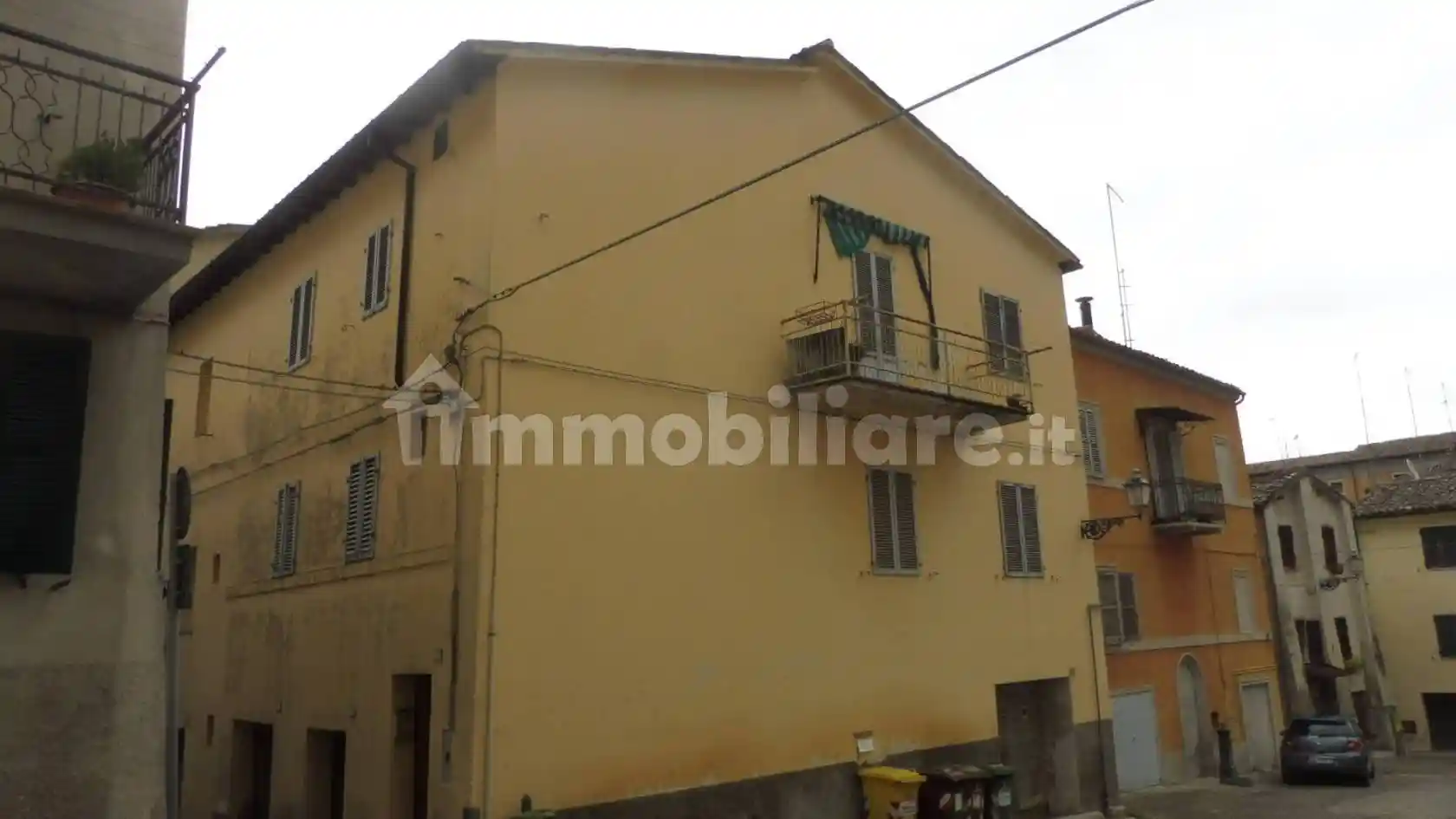 Casa indipendente in vendita a San Severino Marche