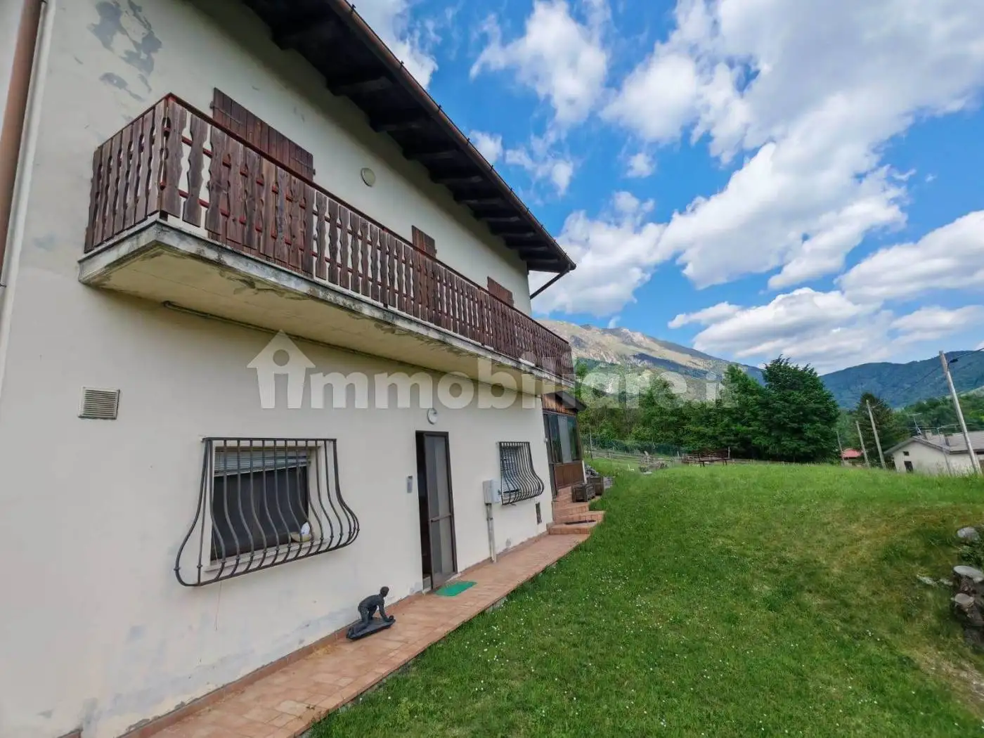 Casa indipendente in vendita a Taipana