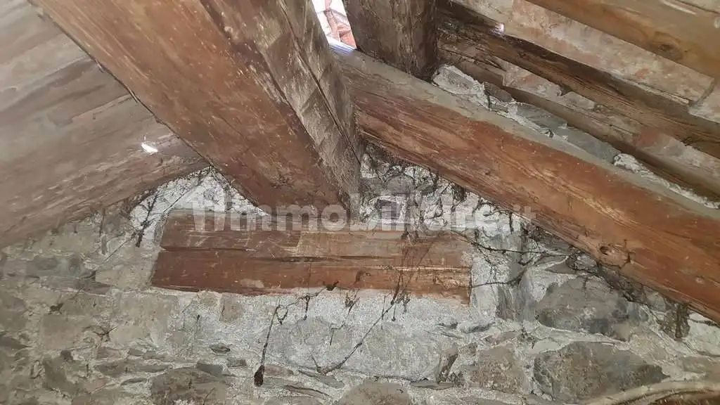 Terratetto unifamiliare 136 m², da ristrutturare, Cercivento - foto 5