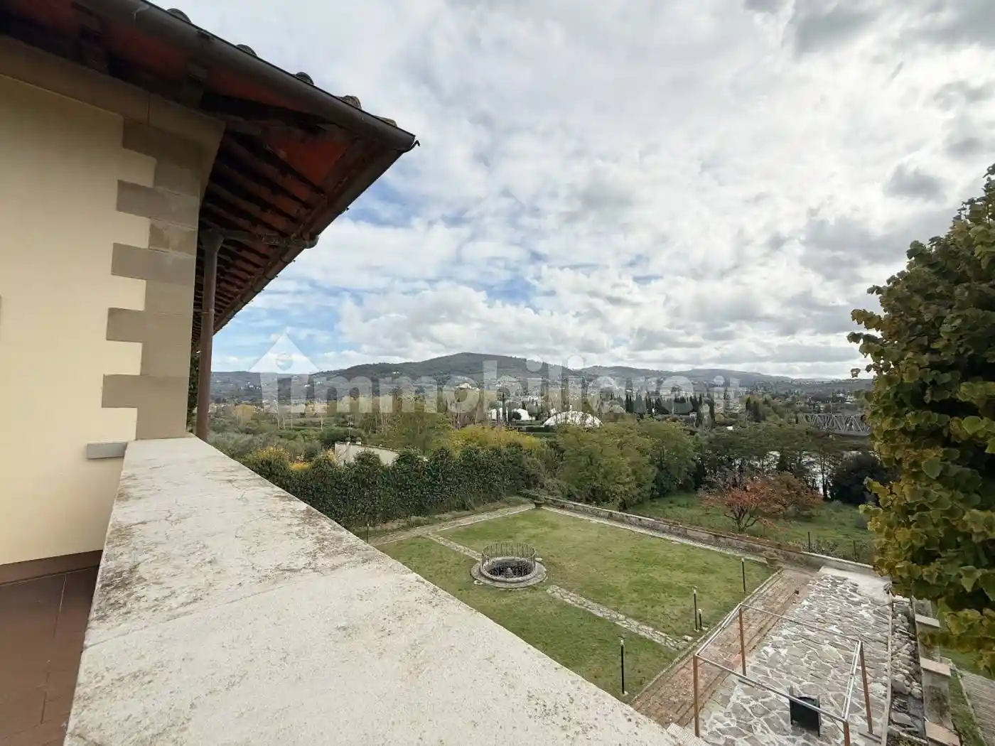 Quadrilocale via Aretina Nuova 11, Rovezzano, Firenze - foto 2