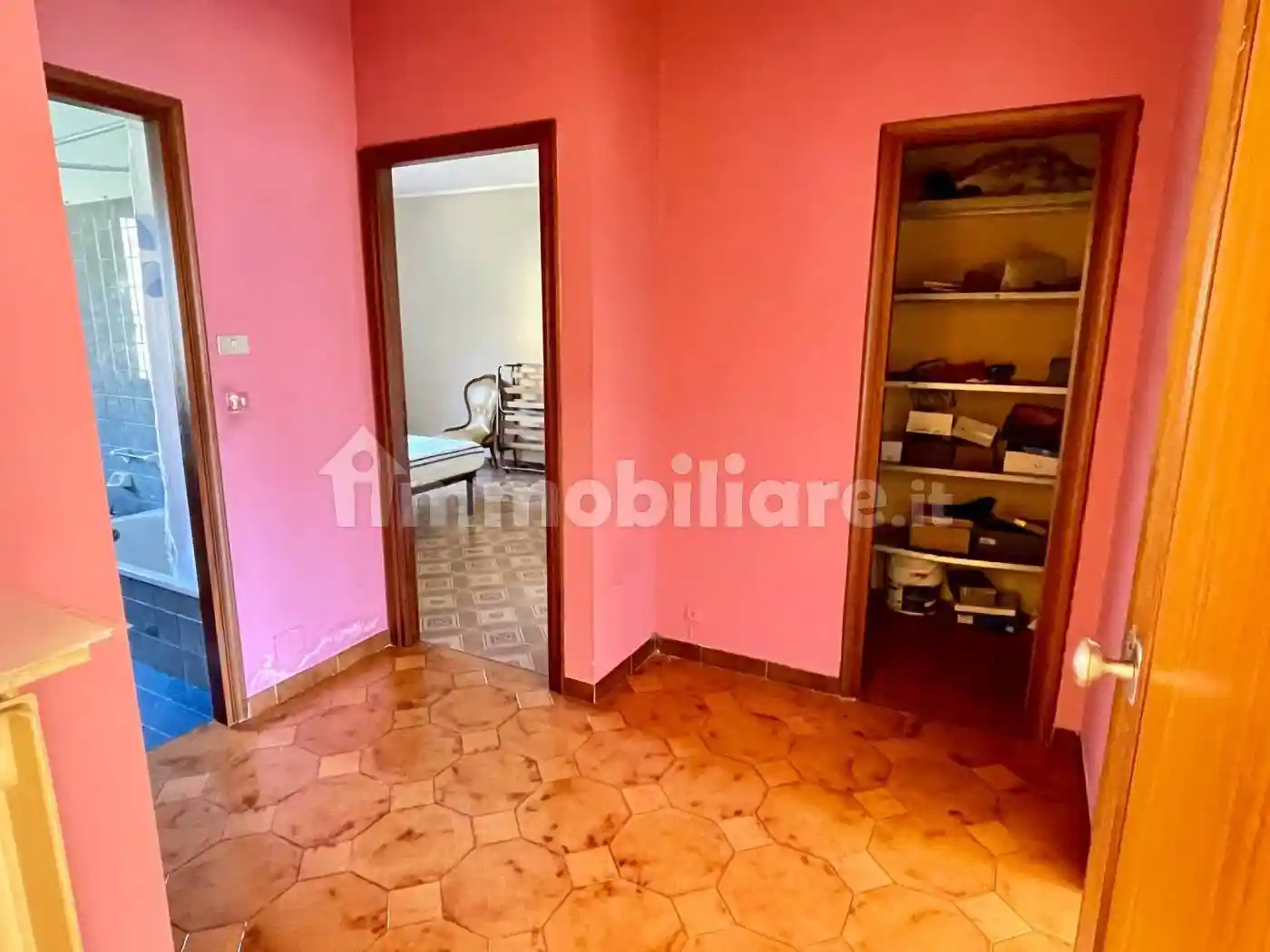 Trilocale corso Luigi Einaudi 103, Cortemilia - foto 3