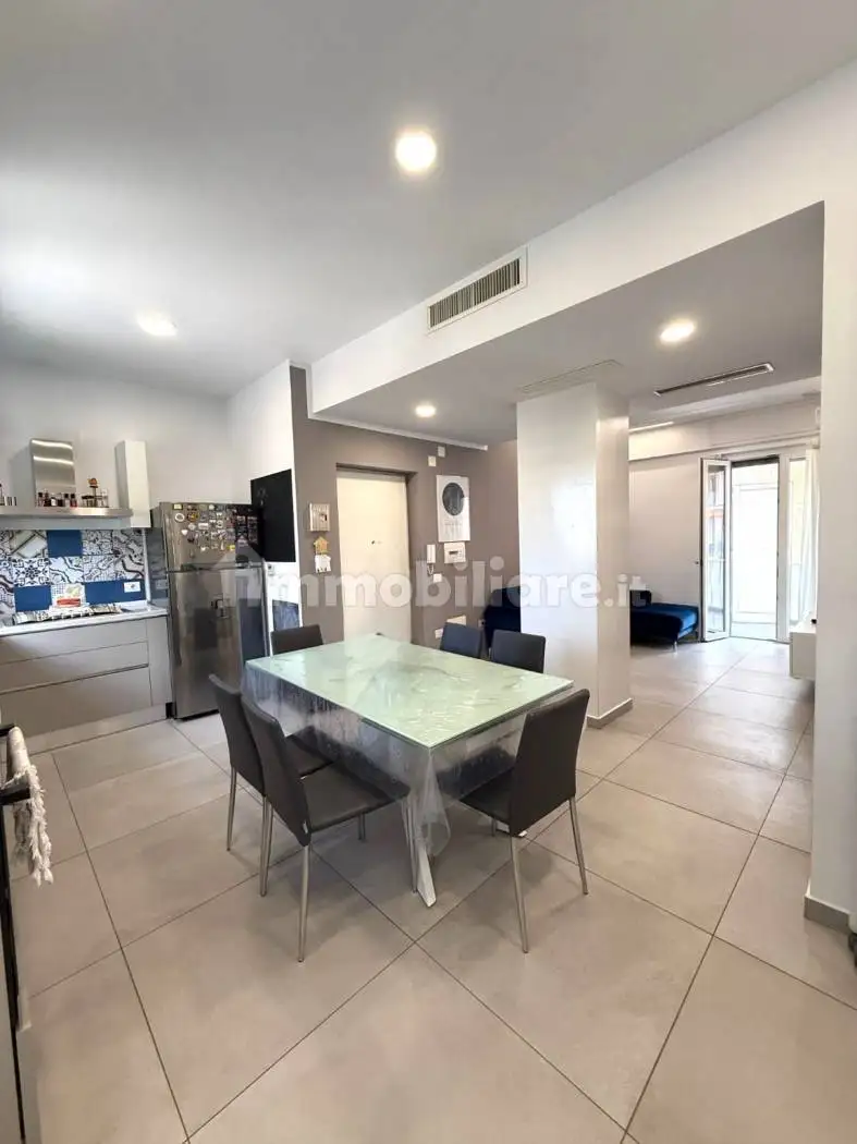 Appartamento in vendita a Napoli