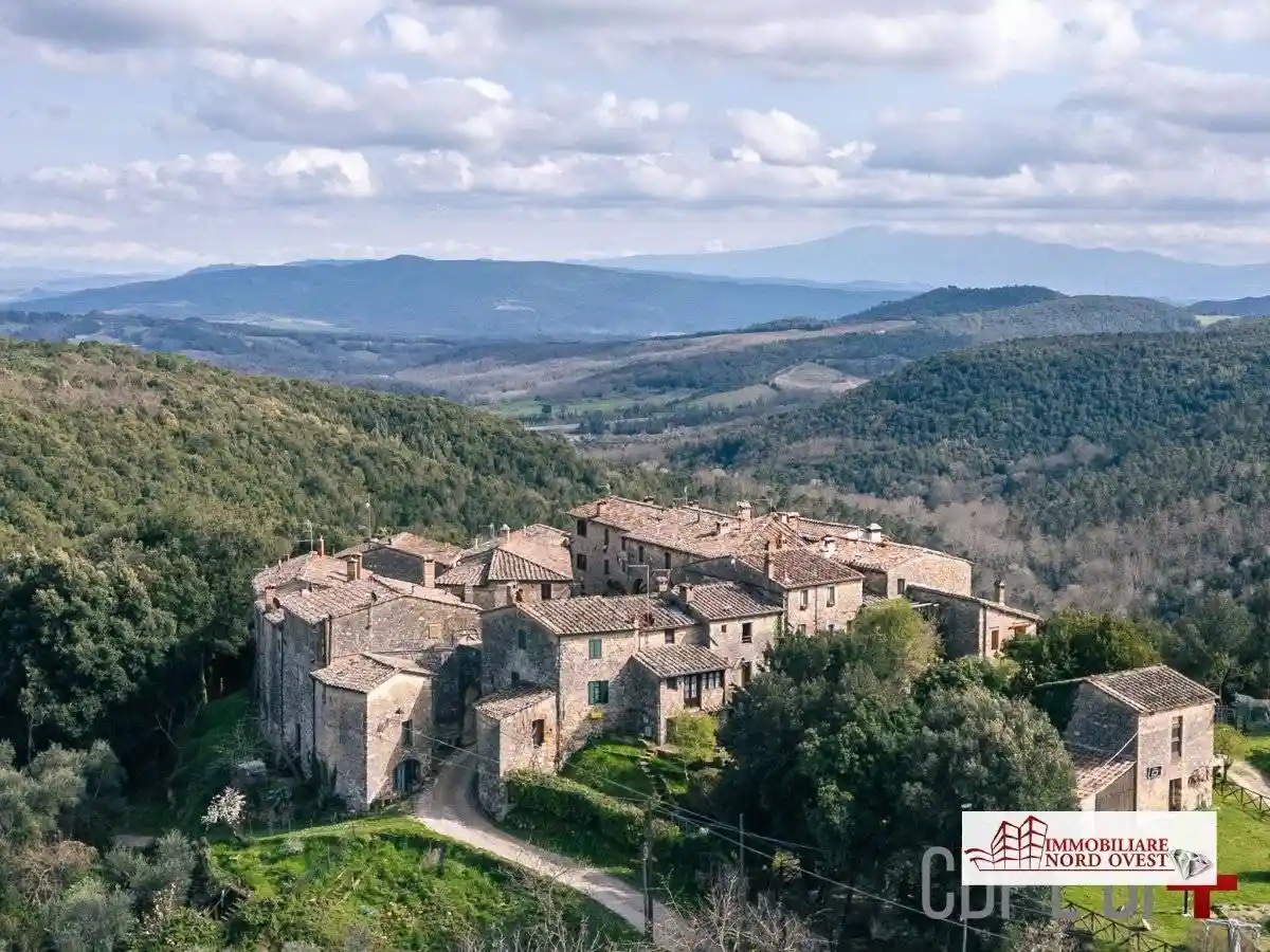 Appartamento in vendita a Monticiano