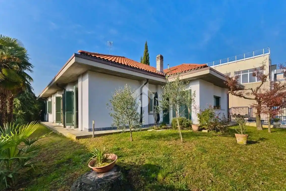 Villa in vendita a Chieri