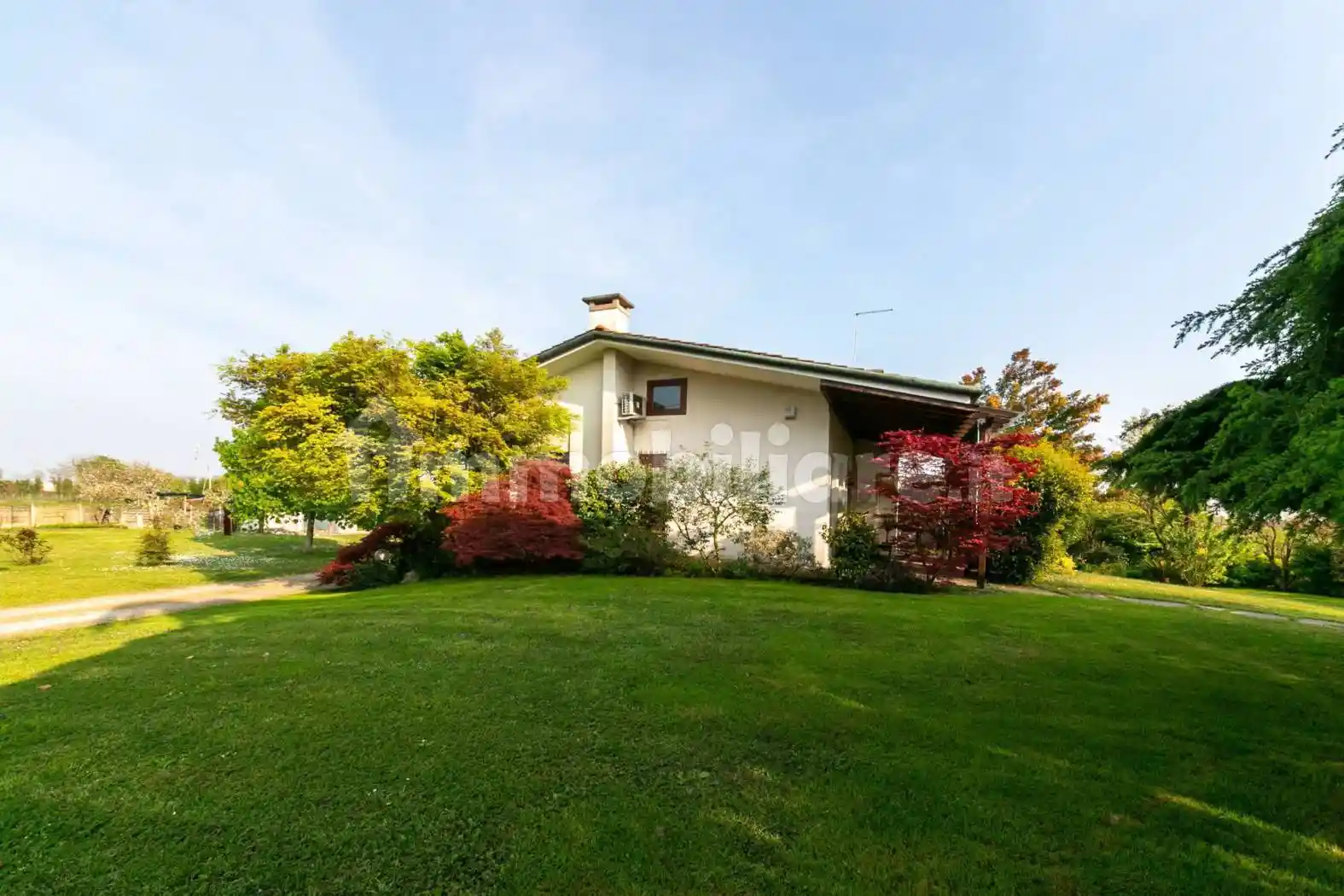 Villa in vendita a Paese