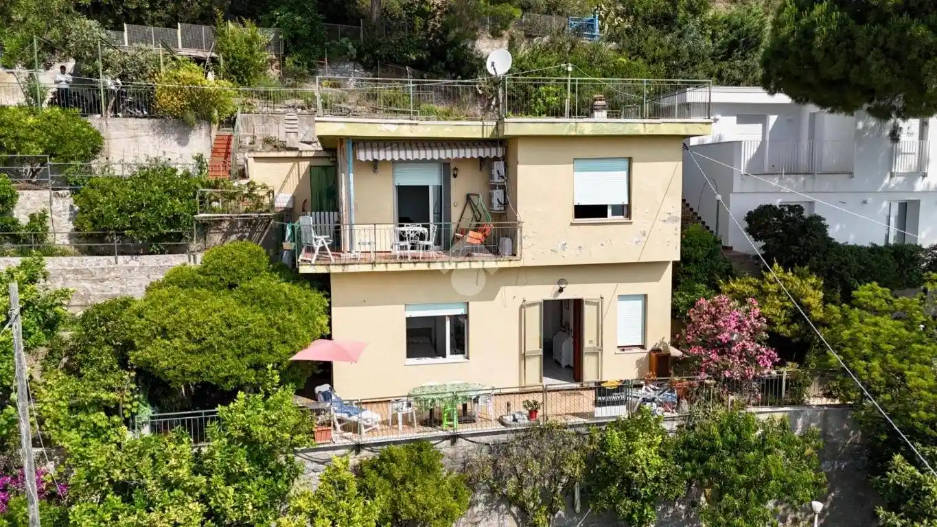 Villa bifamiliare regione Monti Soprani 14, Cavia, Regione Monti, Alassio - foto 5