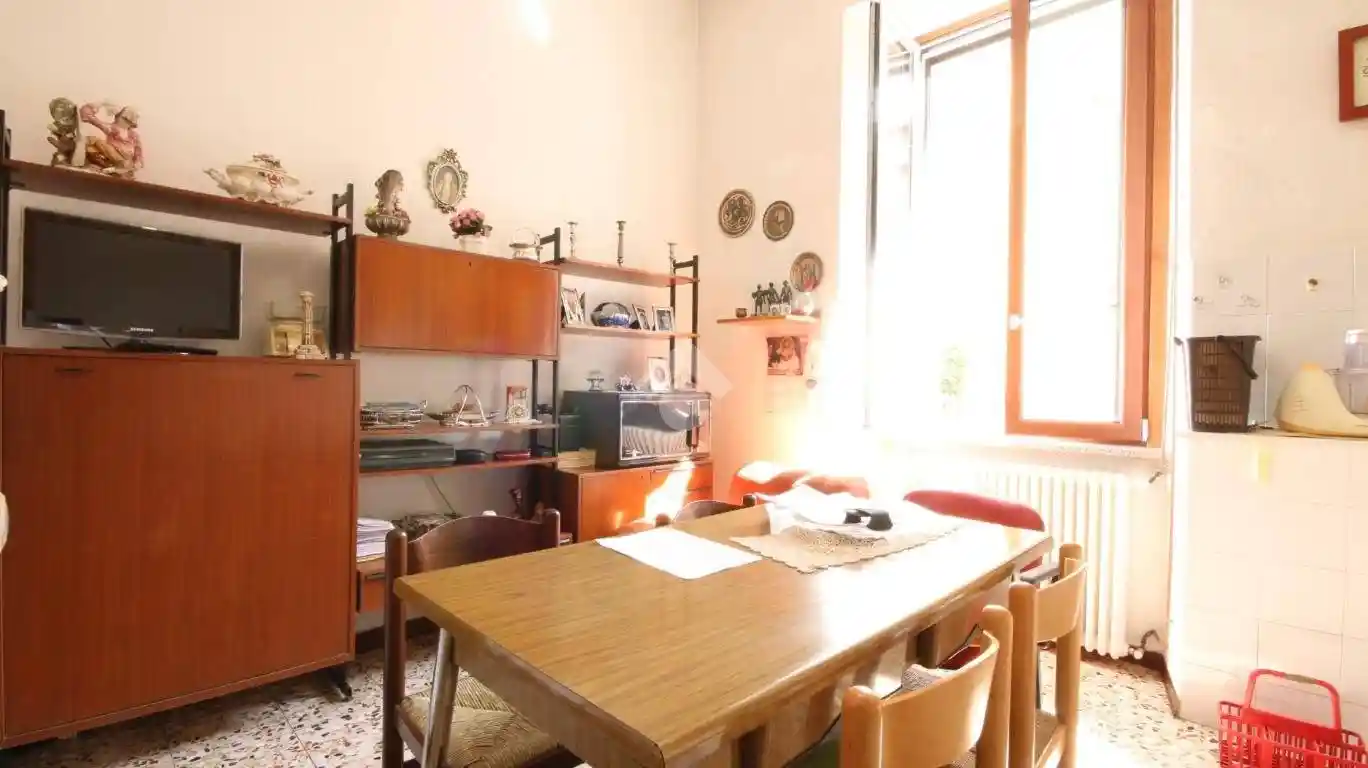 Quadrilocale via bertolone 4, Ponte Chiasso, Como - foto 3