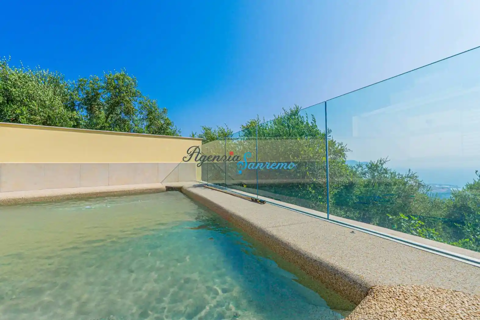 Villa in vendita a Diano Marina