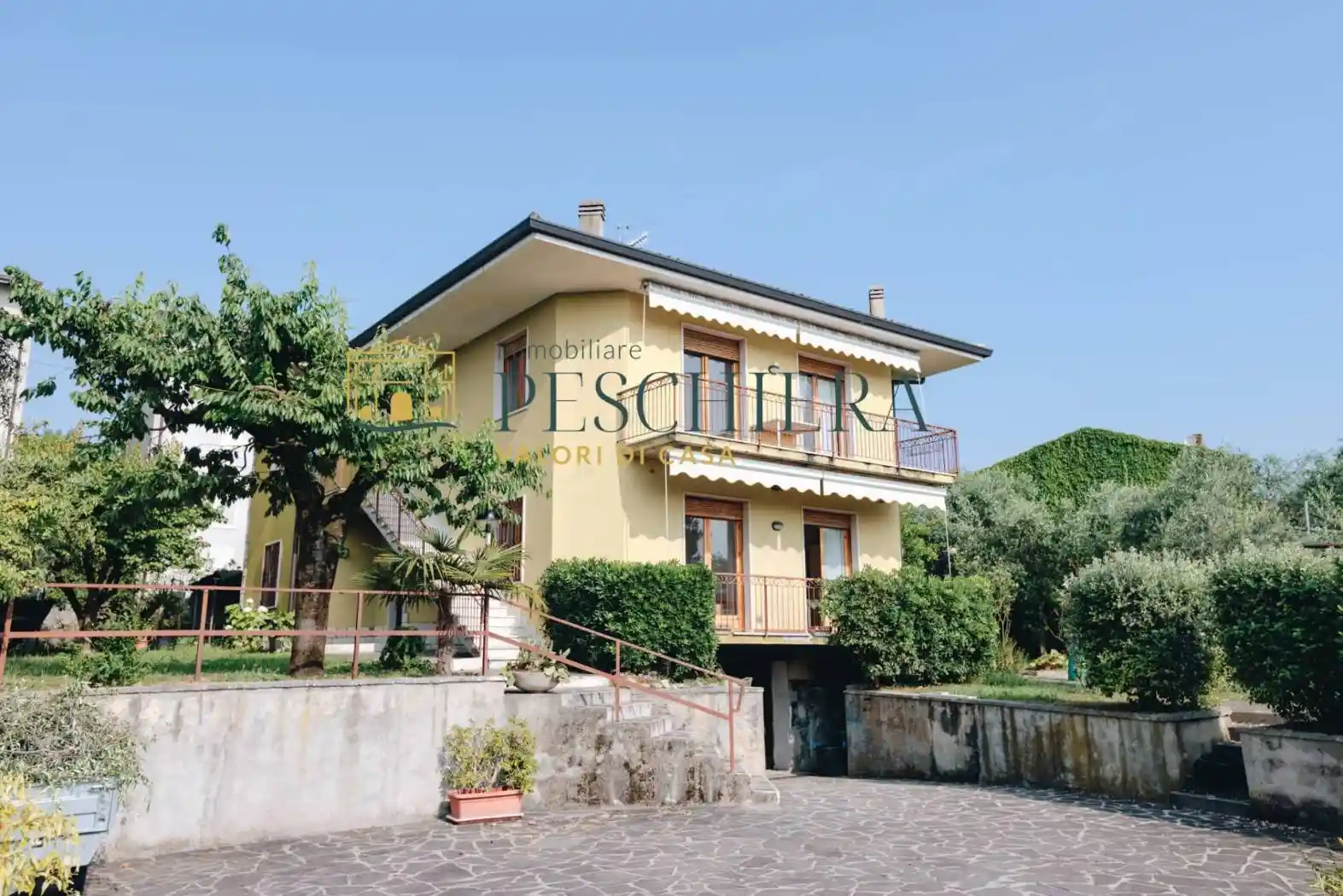 Villa in vendita a Bardolino