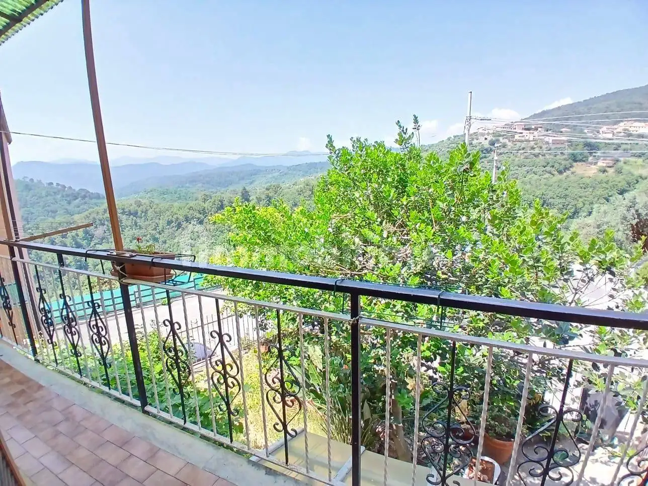 Trilocale via Milite Ignoto 8, Chiesa, Arnasco - foto 2