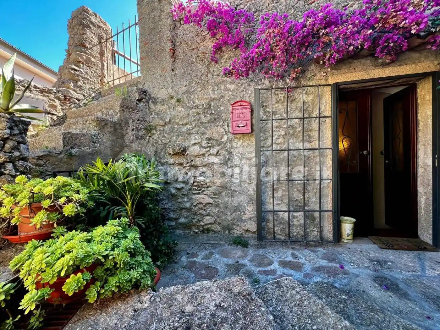 Appartamento in vendita a Borgio Verezzi