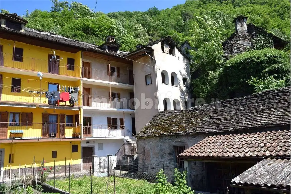 Appartamento in vendita a Beura-Cardezza