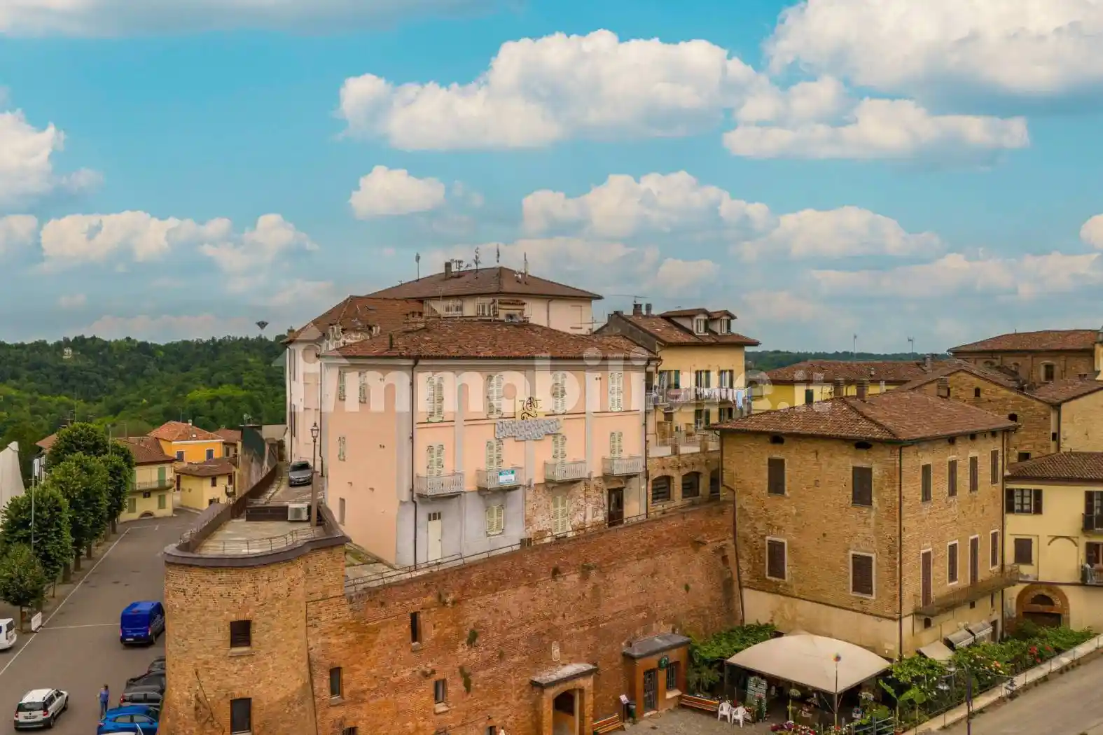 Palazzo - Edificio in vendita a Portacomaro