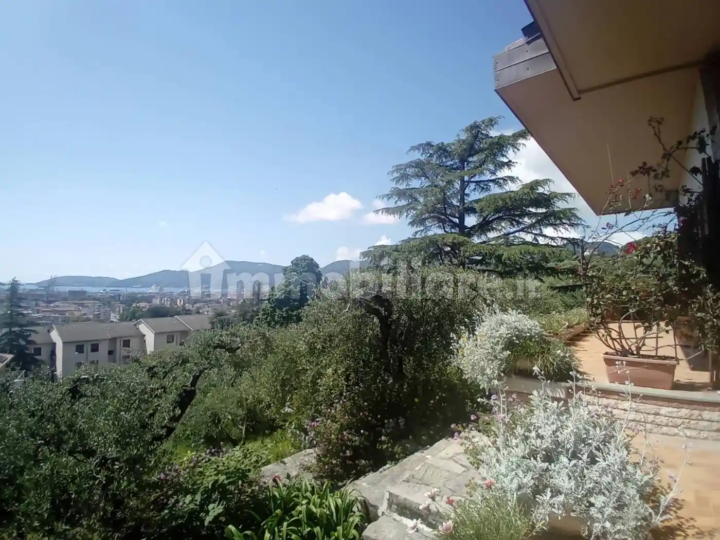 Casa indipendente in vendita a La Spezia