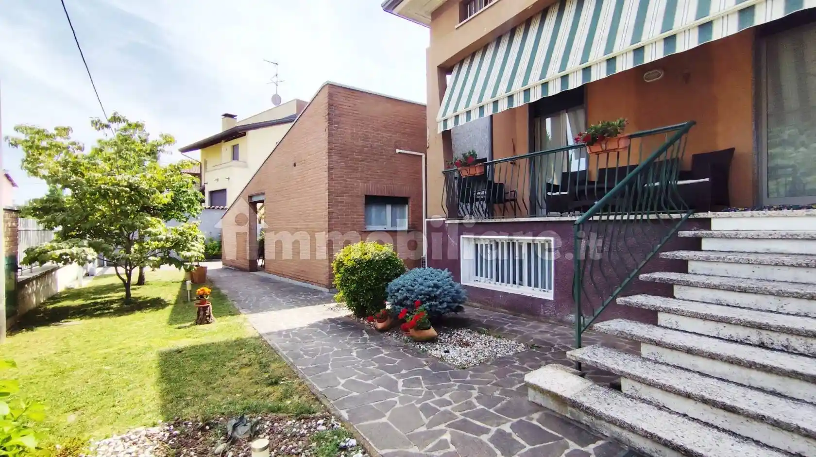 Villa in vendita a Rescaldina