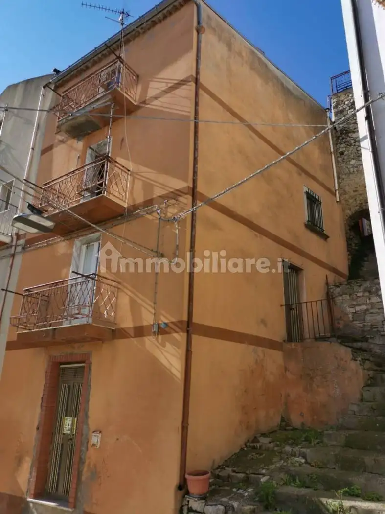 Casa indipendente in vendita a Castelmauro