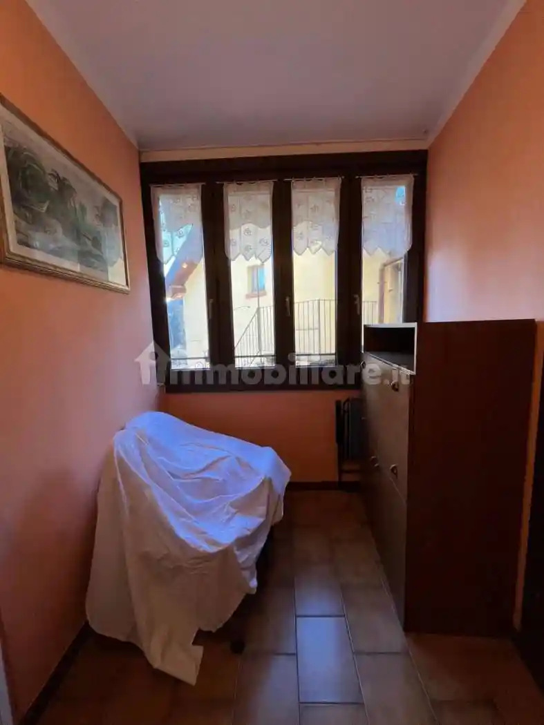 Quadrilocale via Gaetano Tognola 17, Santa Maria del Monte, Varese - foto 4