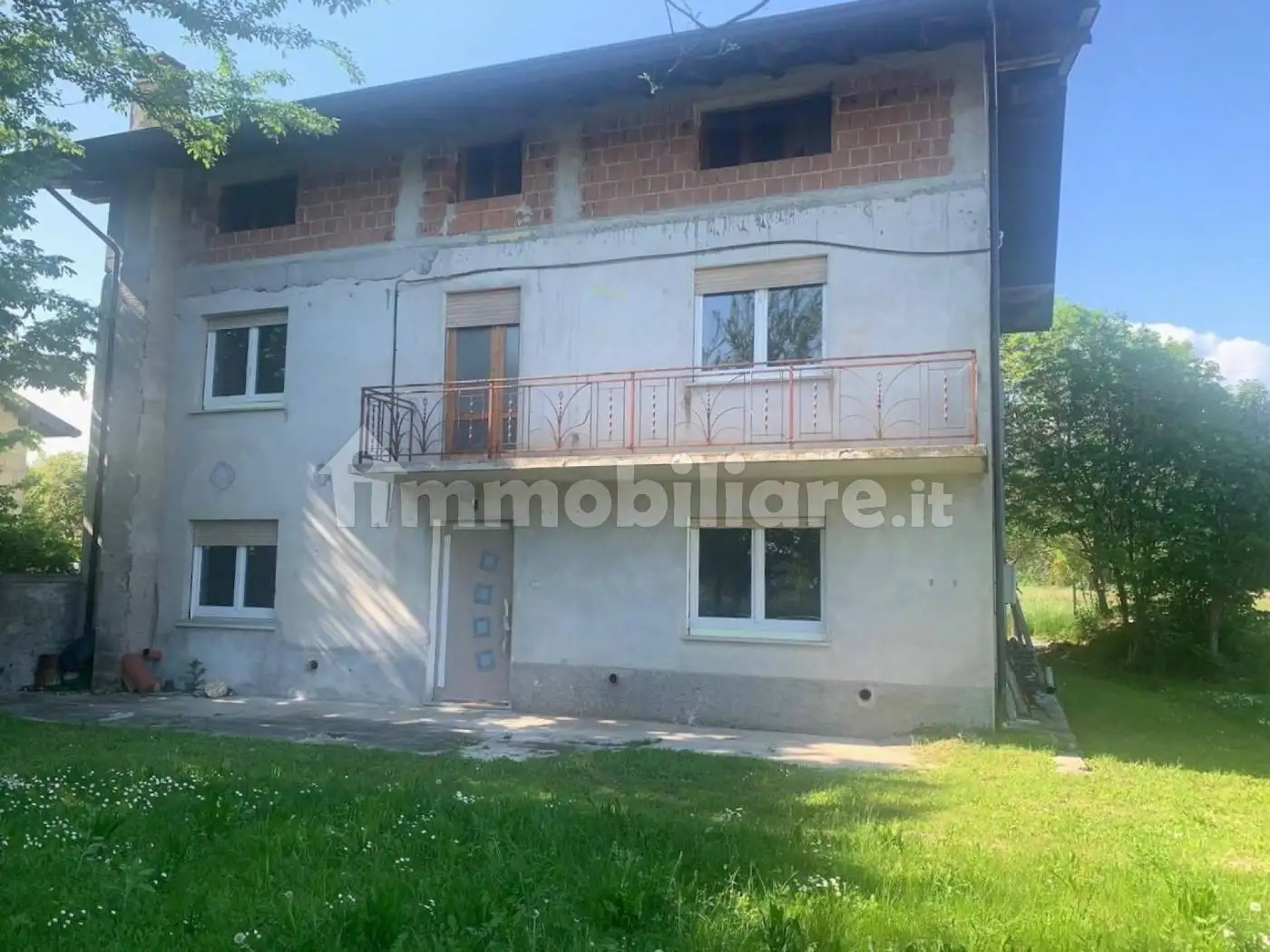 Villa in vendita a Travesio