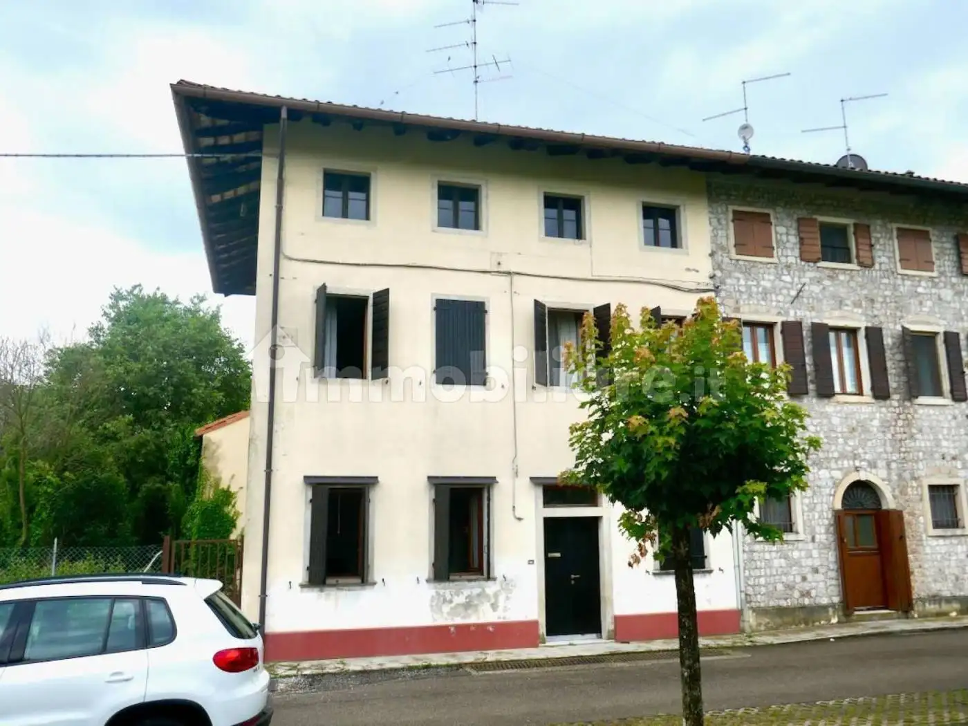 Villa in vendita a Vivaro