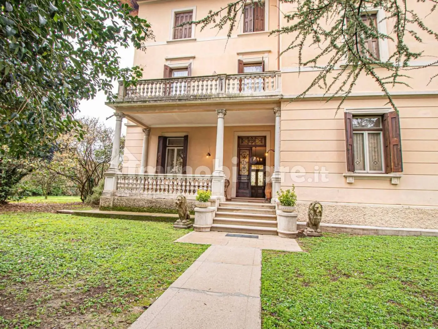 Villa in vendita a San Giorgio della Richinvelda