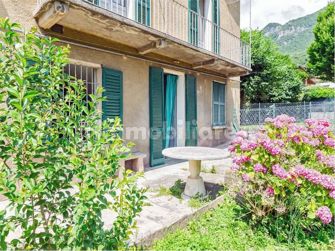 Casa indipendente in vendita a Lecco