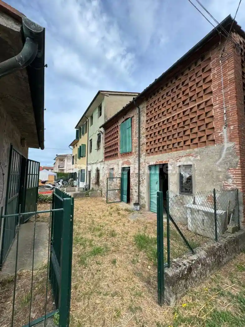Cascina via dei Capannoresi,, Santissima Annunziata, Lucca - foto 2