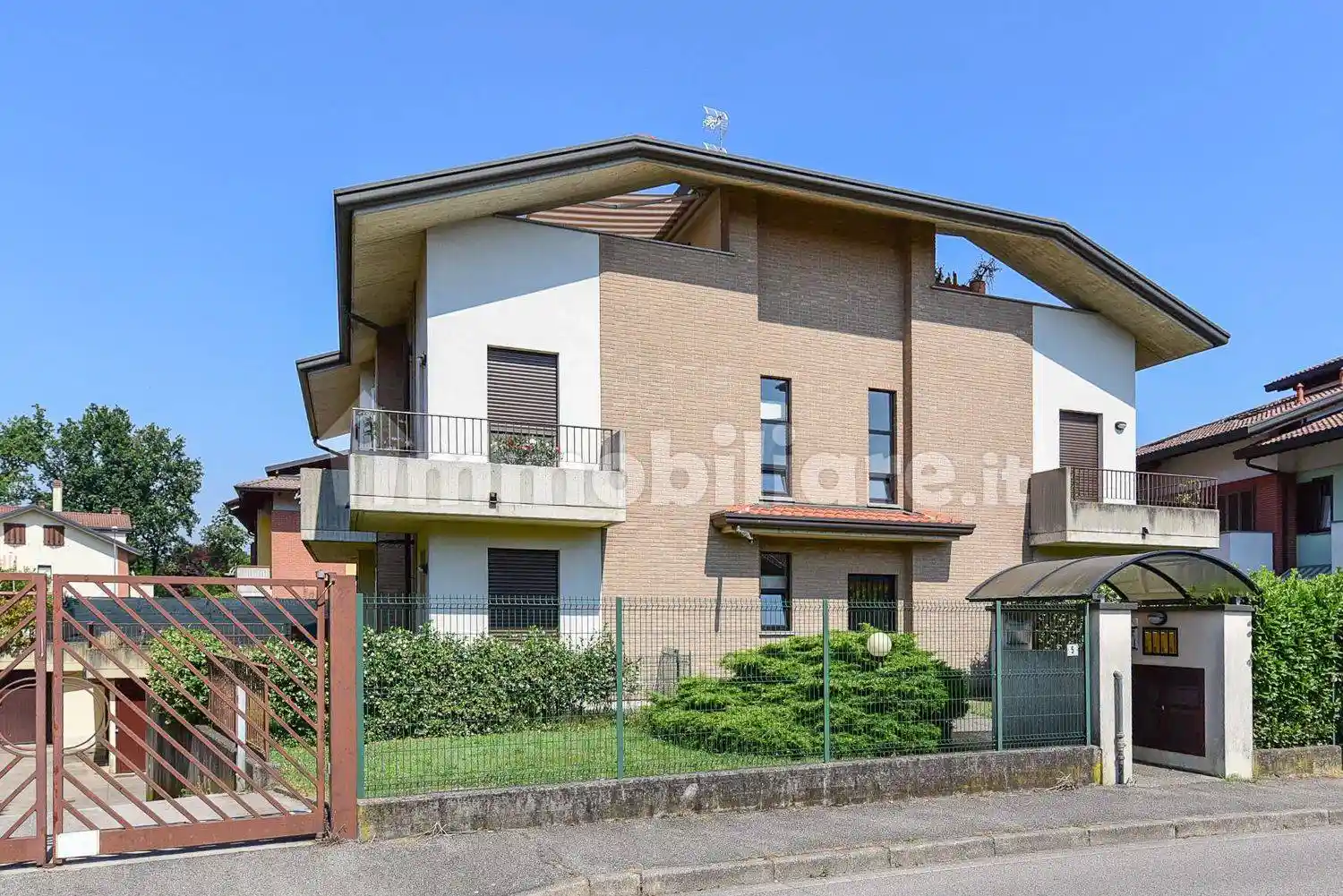 Appartamento in vendita a Barlassina