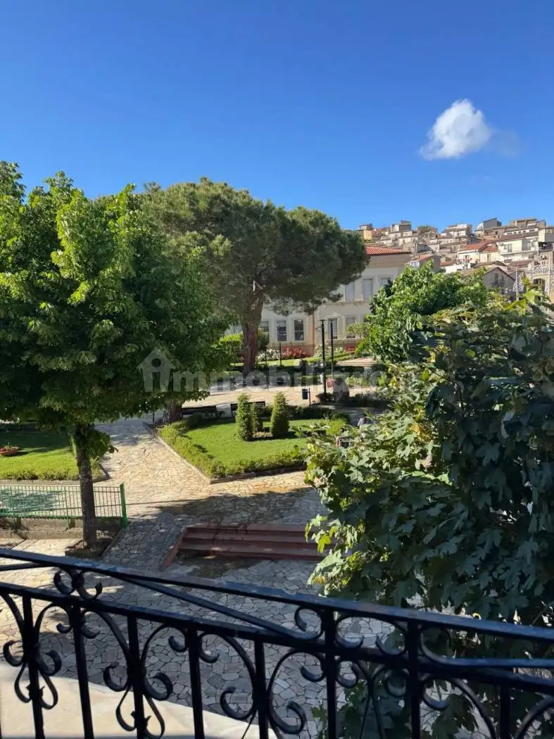 Palazzo - Edificio in Vendita - foto 3