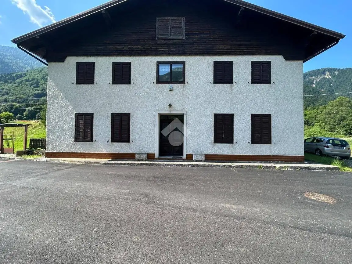 Casa indipendente in vendita a Malborghetto Valbruna