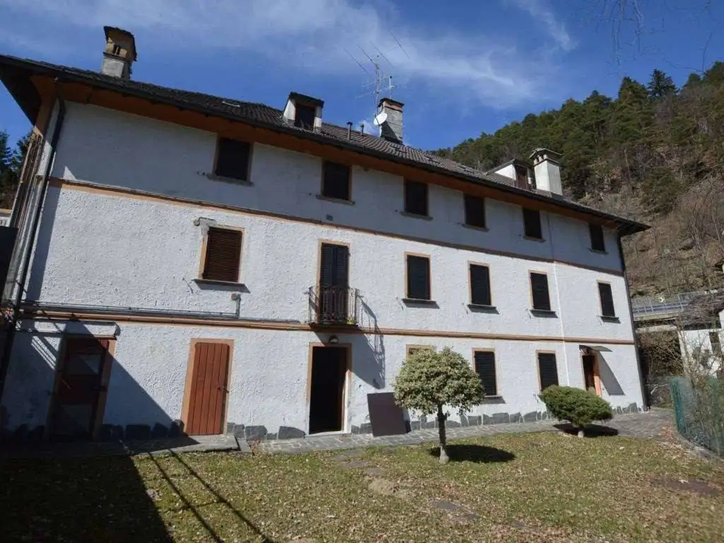 Appartamento in vendita a Druogno