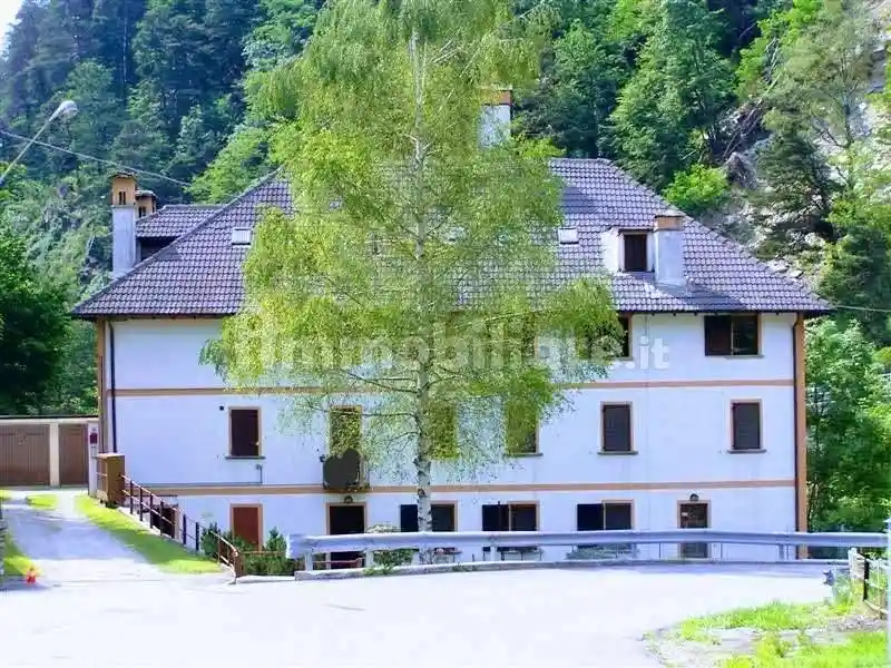 Quadrilocale piazza Chiesa, Centro, Druogno - foto 3