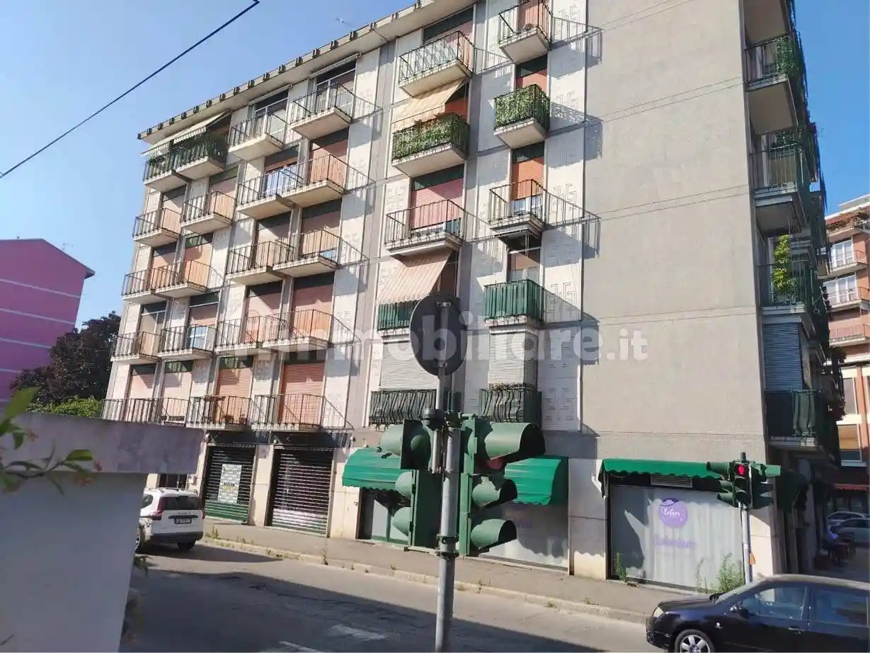 Appartamento in vendita a Novara