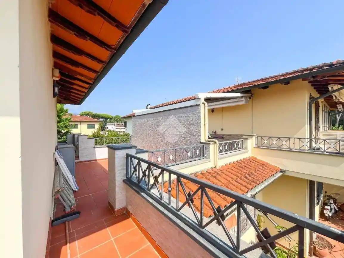 Villetta a schiera in vendita a Montignoso