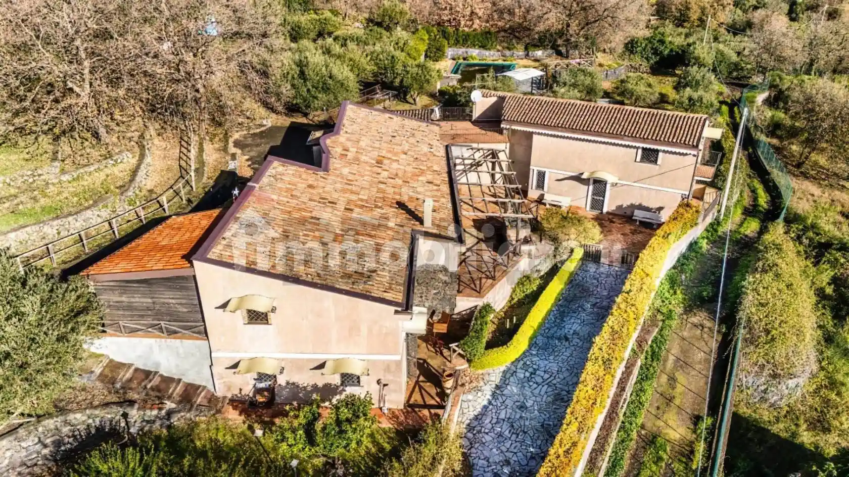 Rustico - Casale in vendita a Piedimonte Etneo