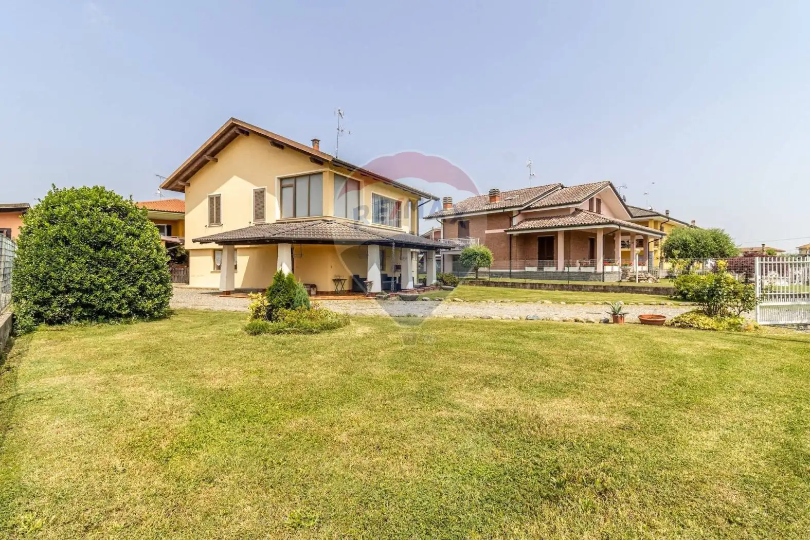 Villa in vendita a Salussola