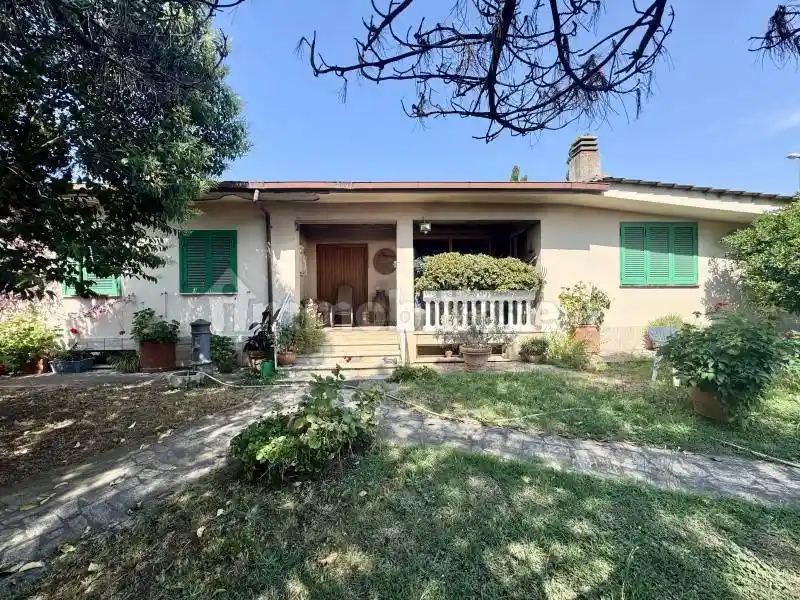 Villa in vendita a Nettuno